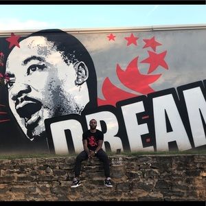 Meet your Posher, Reggie